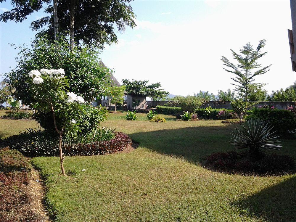 Luwansa Beach Resort Labuan Bajo Dış mekan fotoğraf