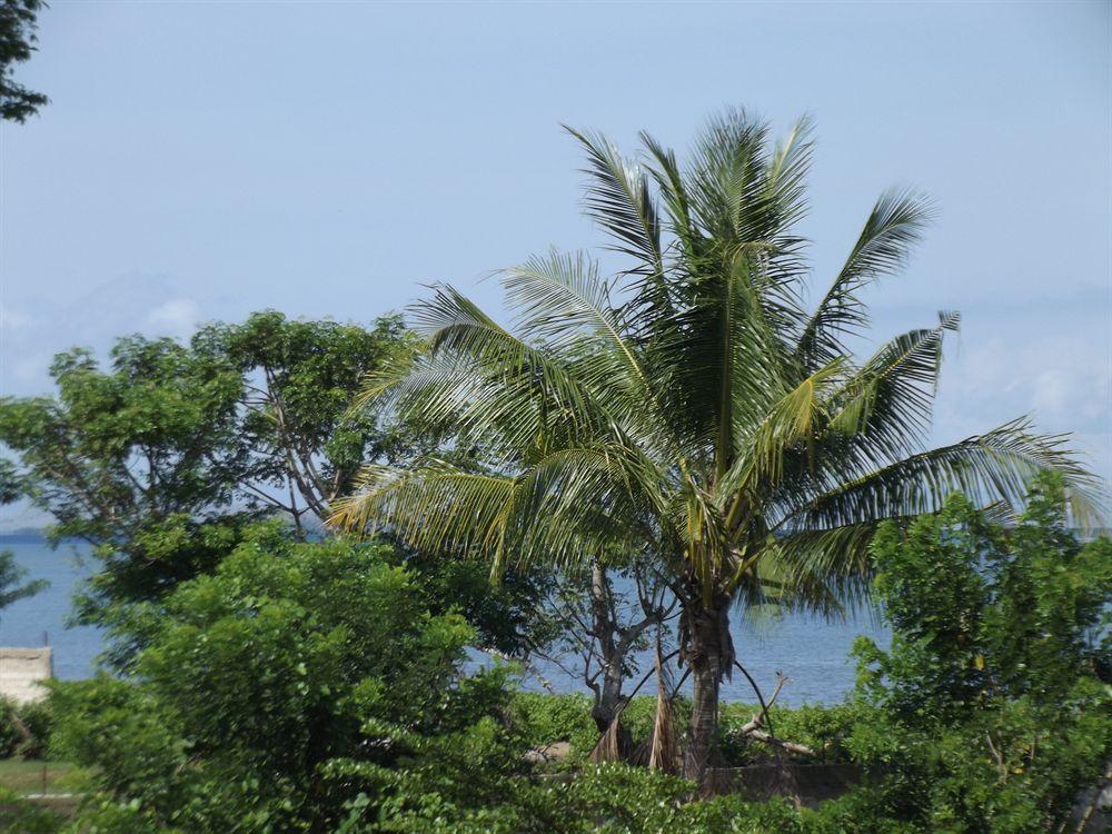 Luwansa Beach Resort Labuan Bajo Dış mekan fotoğraf