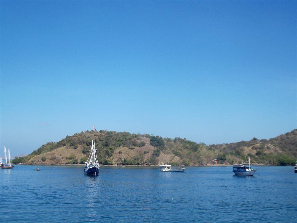 Luwansa Beach Resort Labuan Bajo Dış mekan fotoğraf