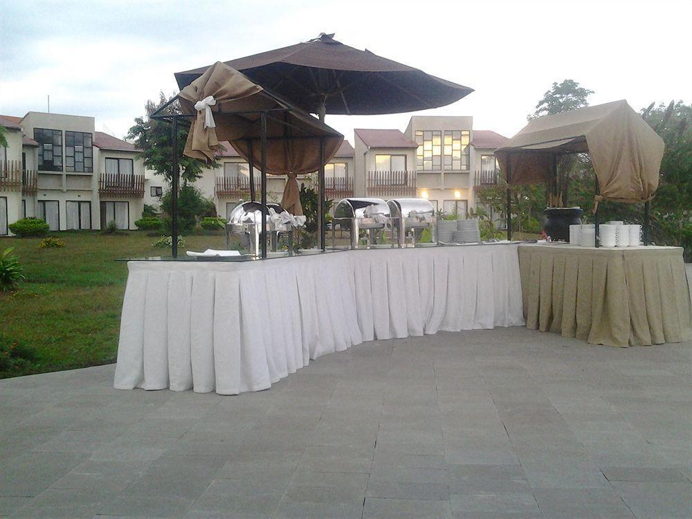 Luwansa Beach Resort Labuan Bajo Dış mekan fotoğraf