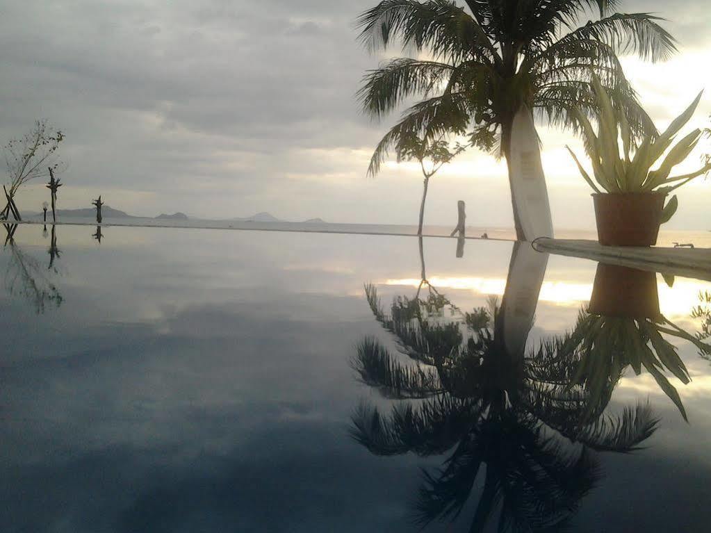 Luwansa Beach Resort Labuan Bajo Dış mekan fotoğraf