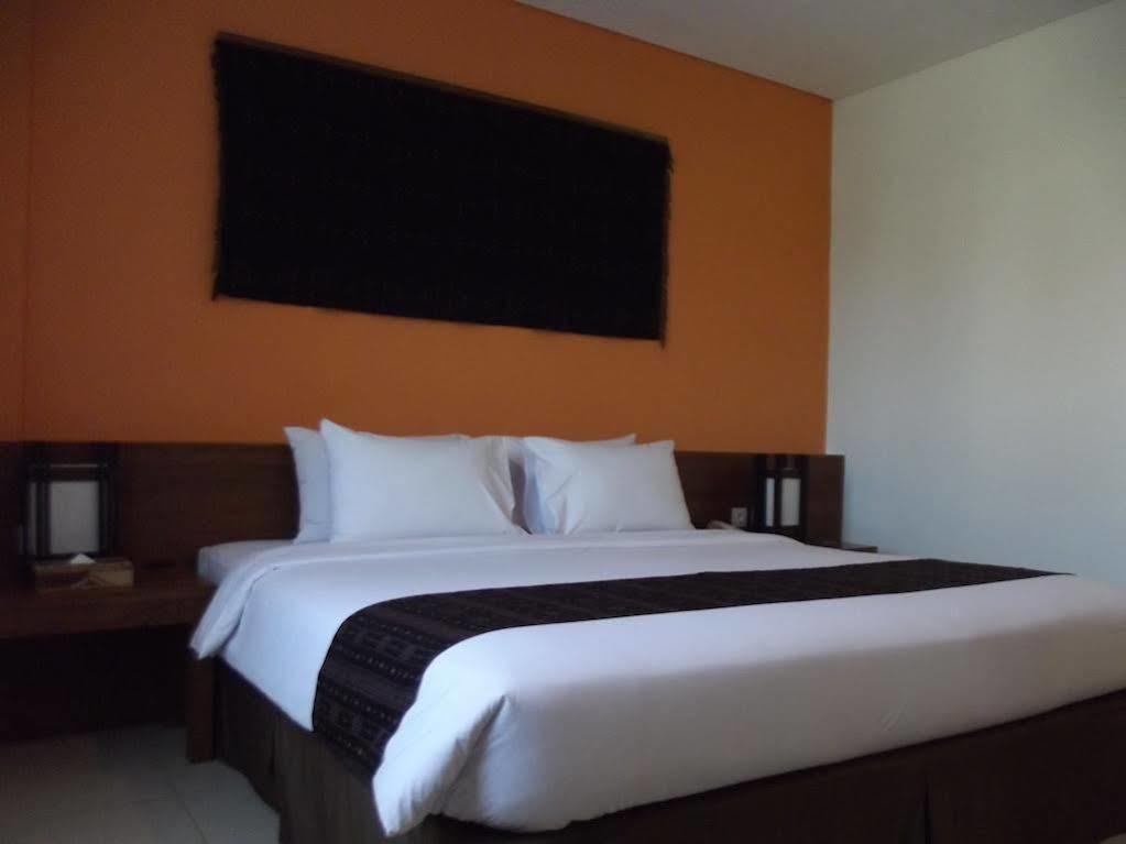 Luwansa Beach Resort Labuan Bajo Dış mekan fotoğraf