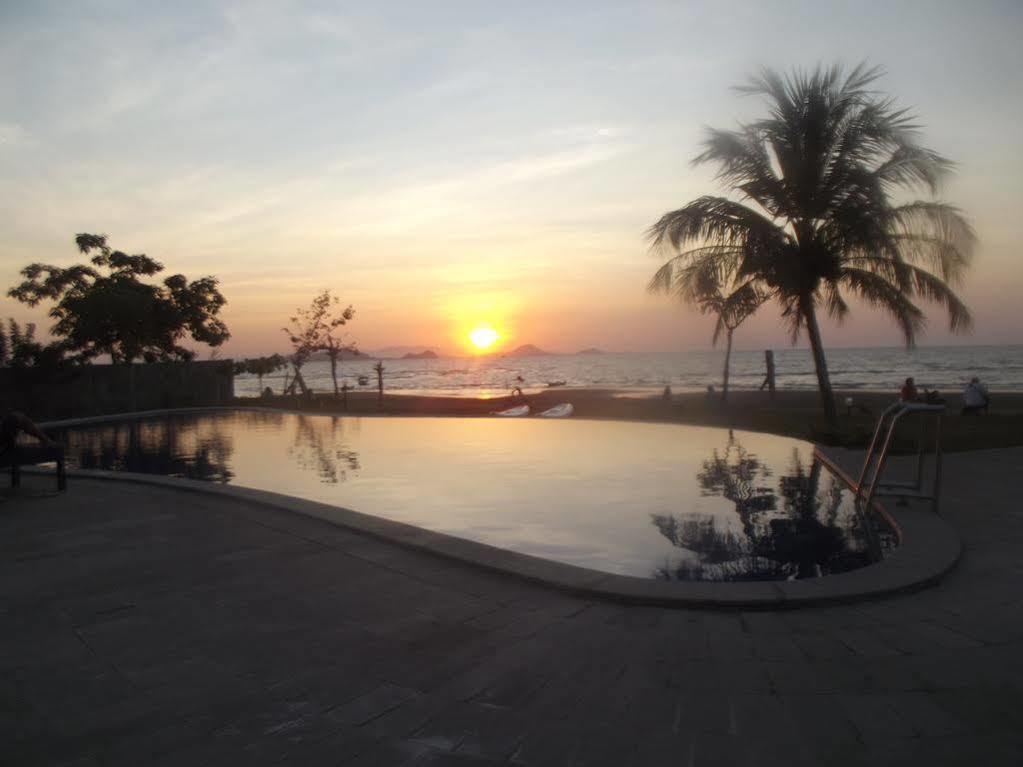 Luwansa Beach Resort Labuan Bajo Dış mekan fotoğraf