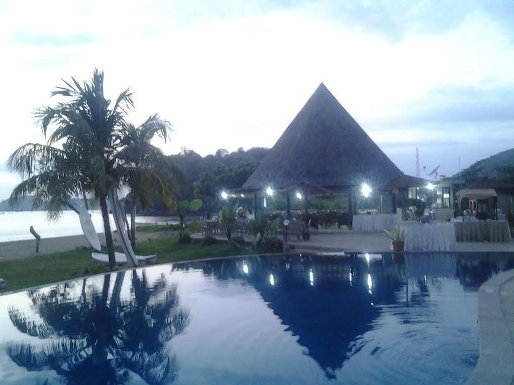 Luwansa Beach Resort Labuan Bajo Dış mekan fotoğraf